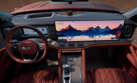 Флагманский кроссовер Geely Monjaro Plus показал свой интерьер