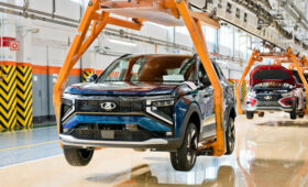 АВТОВАЗ начал производство кроссовера Lada Azimut: официальные фото новинки