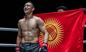 Кыргызстанец Акбар Абдуллаев с триумфом ворвался в UFC