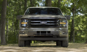 Посвежевший Ford F-150 получил другой базовый мотор и новую версию Carhartt