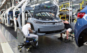 Новый антикризисный план Volkswagen Group: конец Seat и 50 000 человек под сокращение