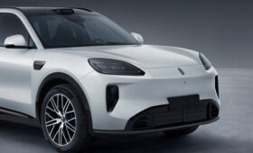 SAIC и Huawei готовят к дебюту флагманский кроссовер Shangjie Z9 в стиле Porsche