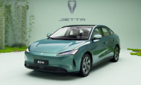 Седан Jetta M6 поступил в продажу: не особо богатый, зато недорогой