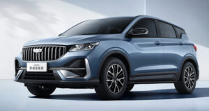 «Упрощённый» Geely Coolray снова модернизировали: первые официальные фото