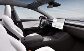 Обновки для Tesla Model 3: больше экран и больше мощности для версии Performance